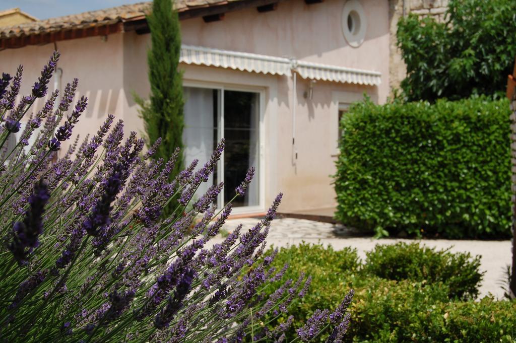 Le Gite De Lolivier En Provence Aramon Exterior foto